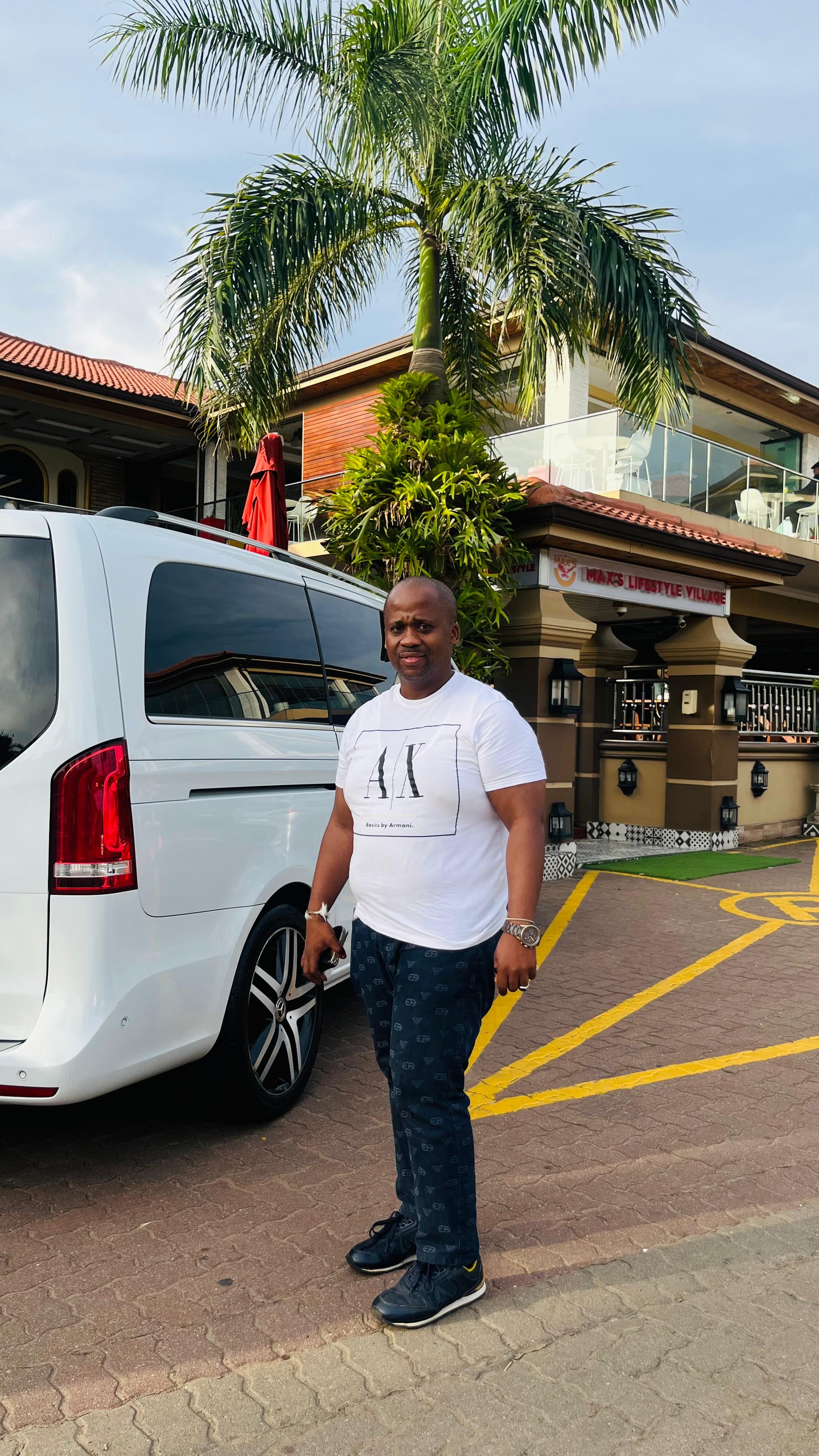 Sandile Kheswa, Director & Founder